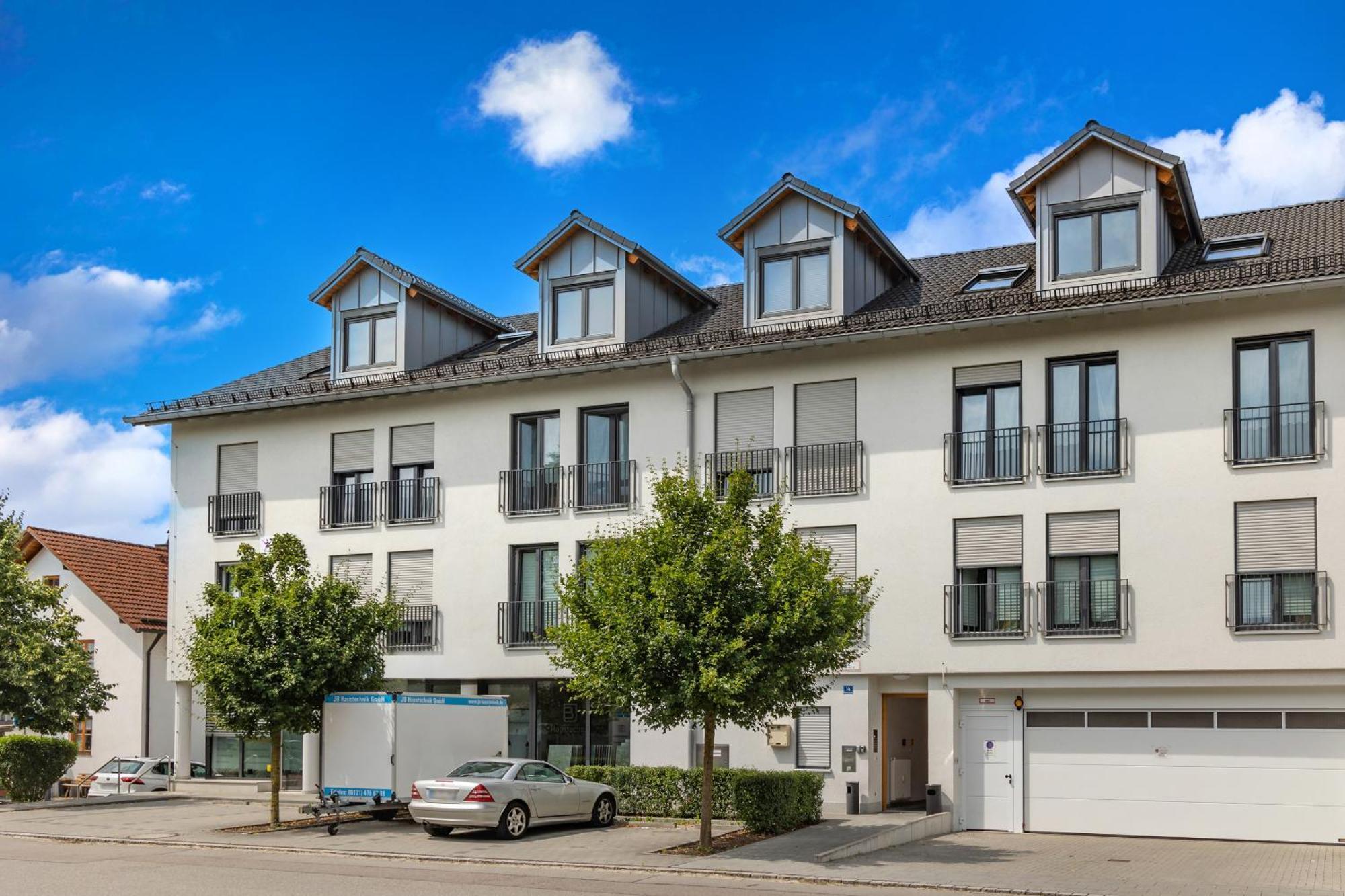 Sweethome - Poing Apartments Exterior photo